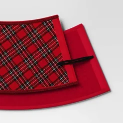 25'' Christmas Roll Up Plaid Tree Collar Red/Green - Wondershop™ -Old World Christmas GUEST 8319b39c 89c5 4886 9246 4656ad4a787a