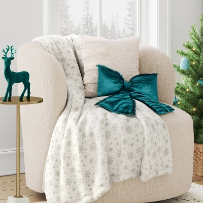 20" Christmas Bow Shaped Pillow - Wondershop™ 3 20" Christmas Bow Shaped Pillow - Wondershop™